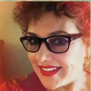 Meet your Posher, Esperanza